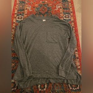 Women’s long sleeve grey shirt. Size L.